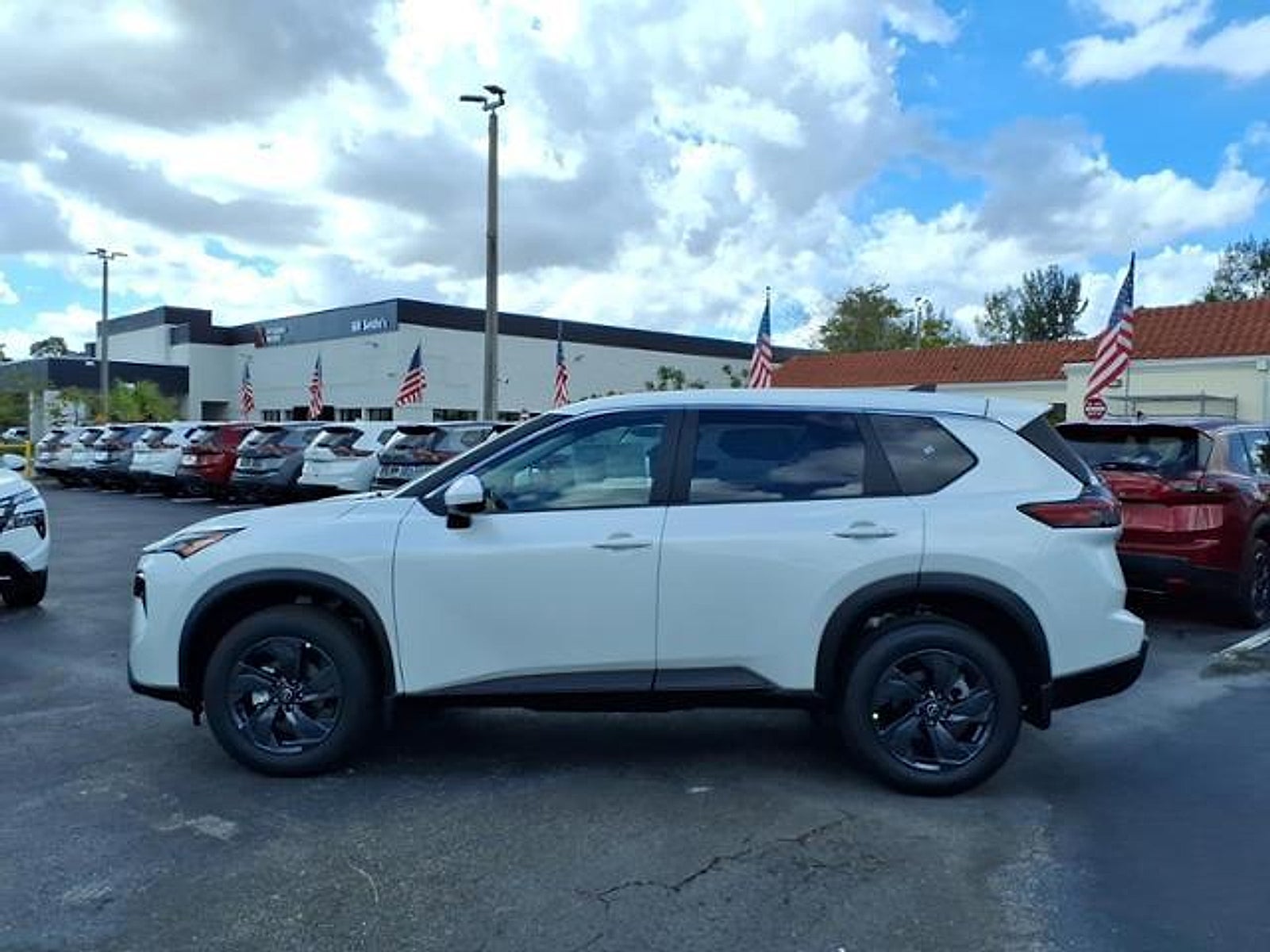 2026 Nissan Rogue SV