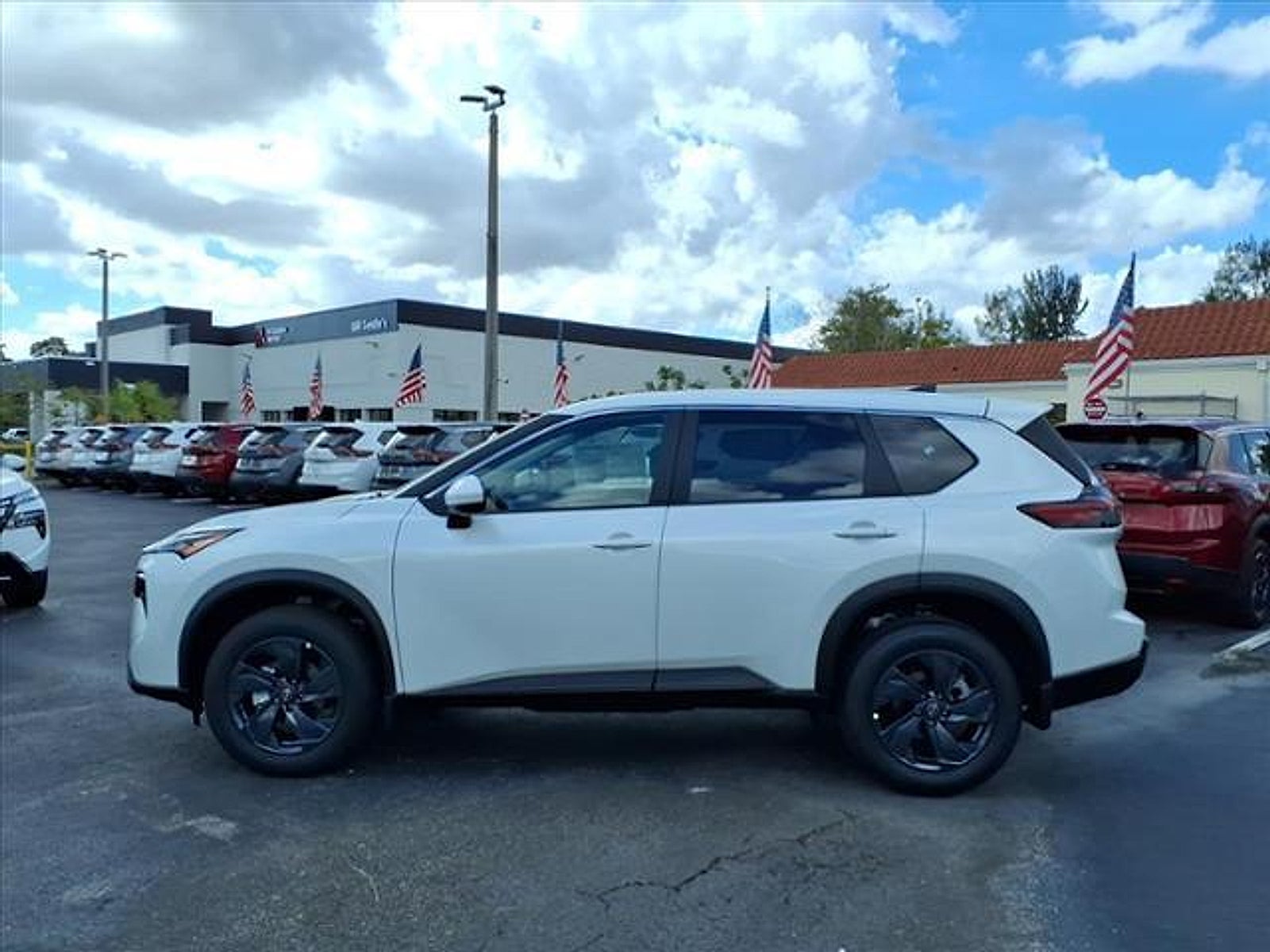 2026 Nissan Rogue SV