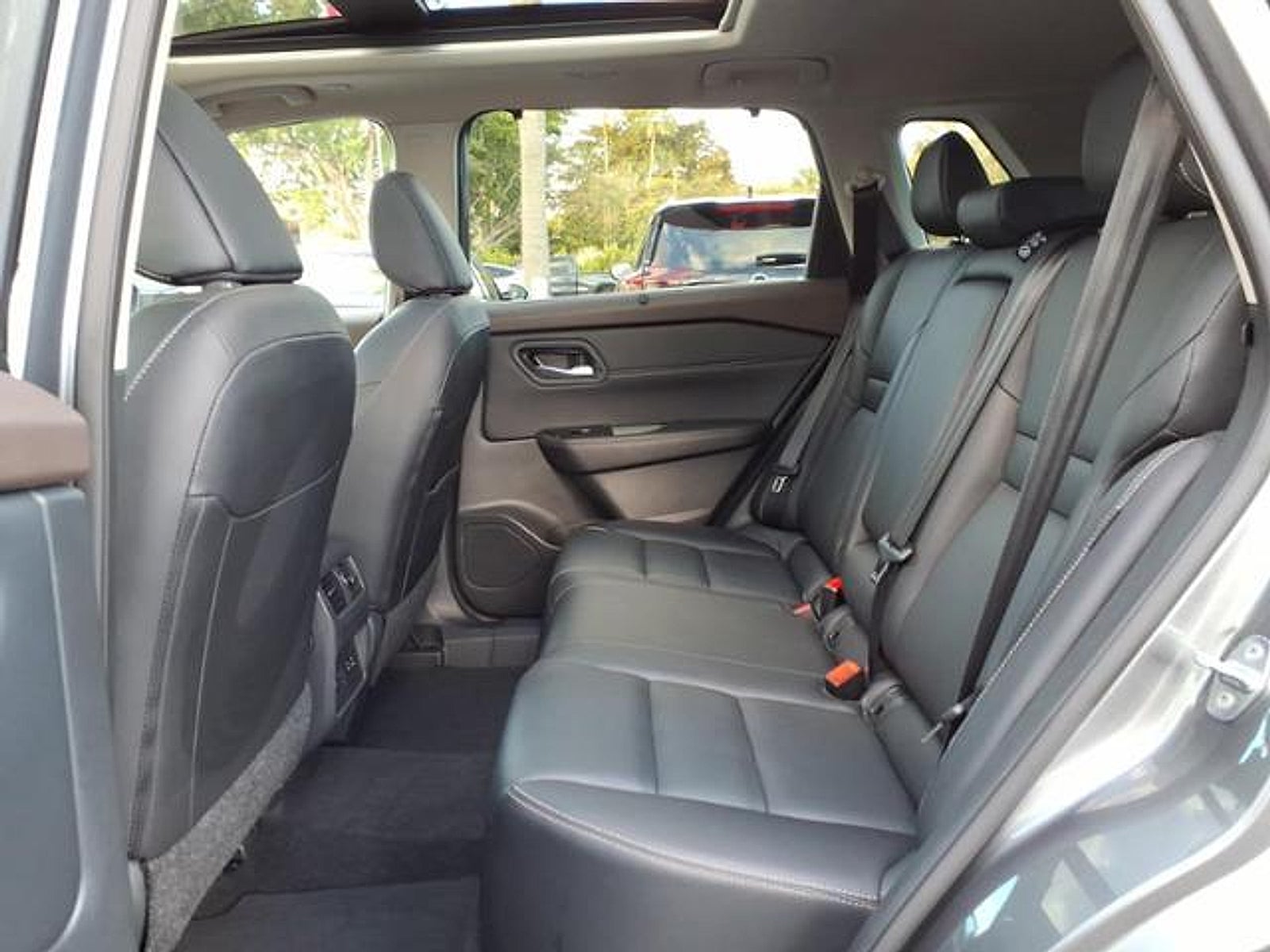 2023 Nissan Rogue SL FWD