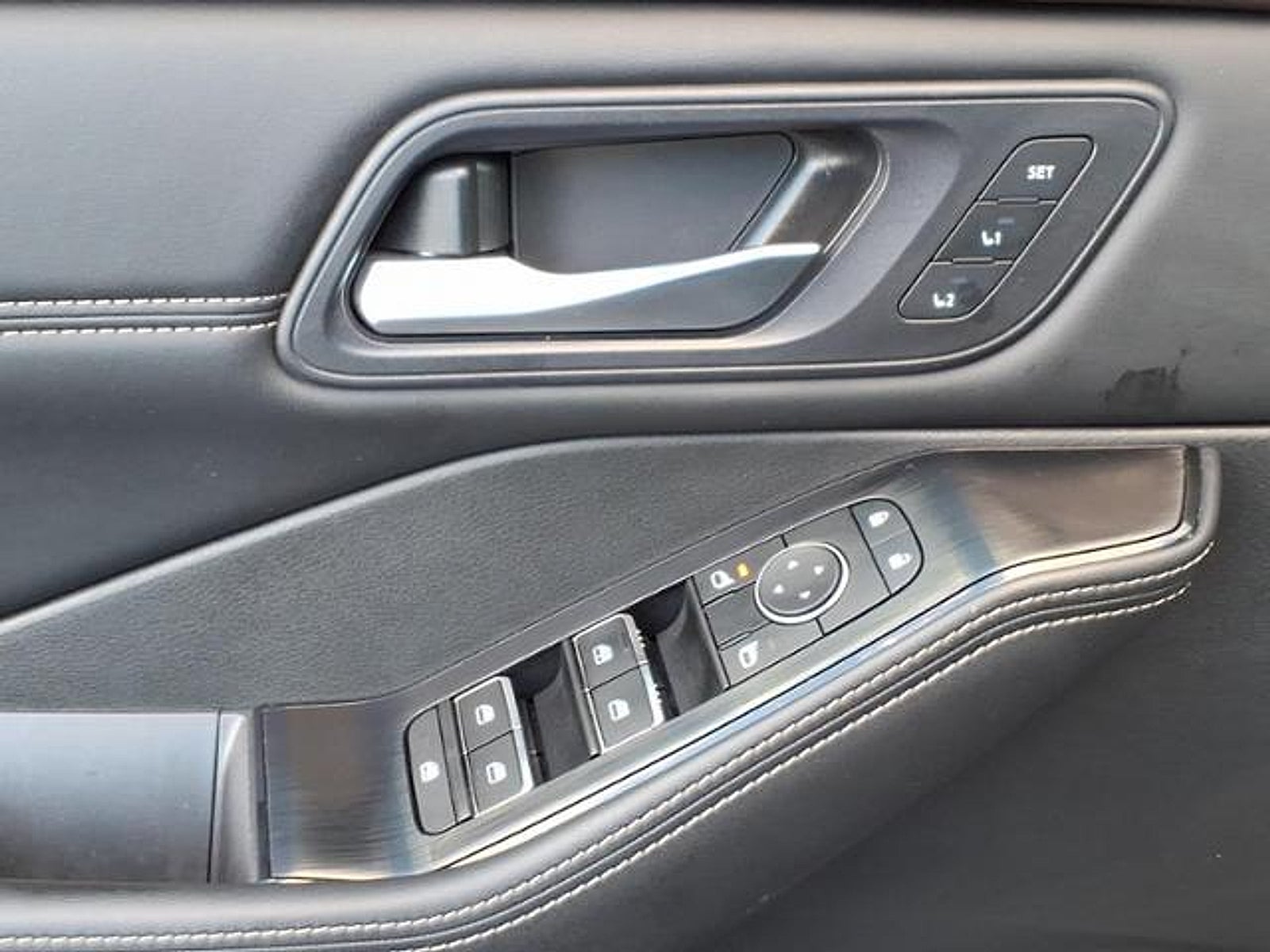 2023 Nissan Rogue SL FWD