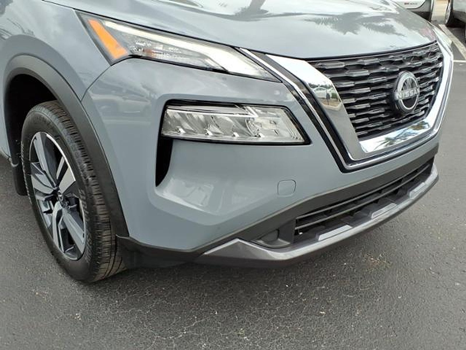 2023 Nissan Rogue SL FWD