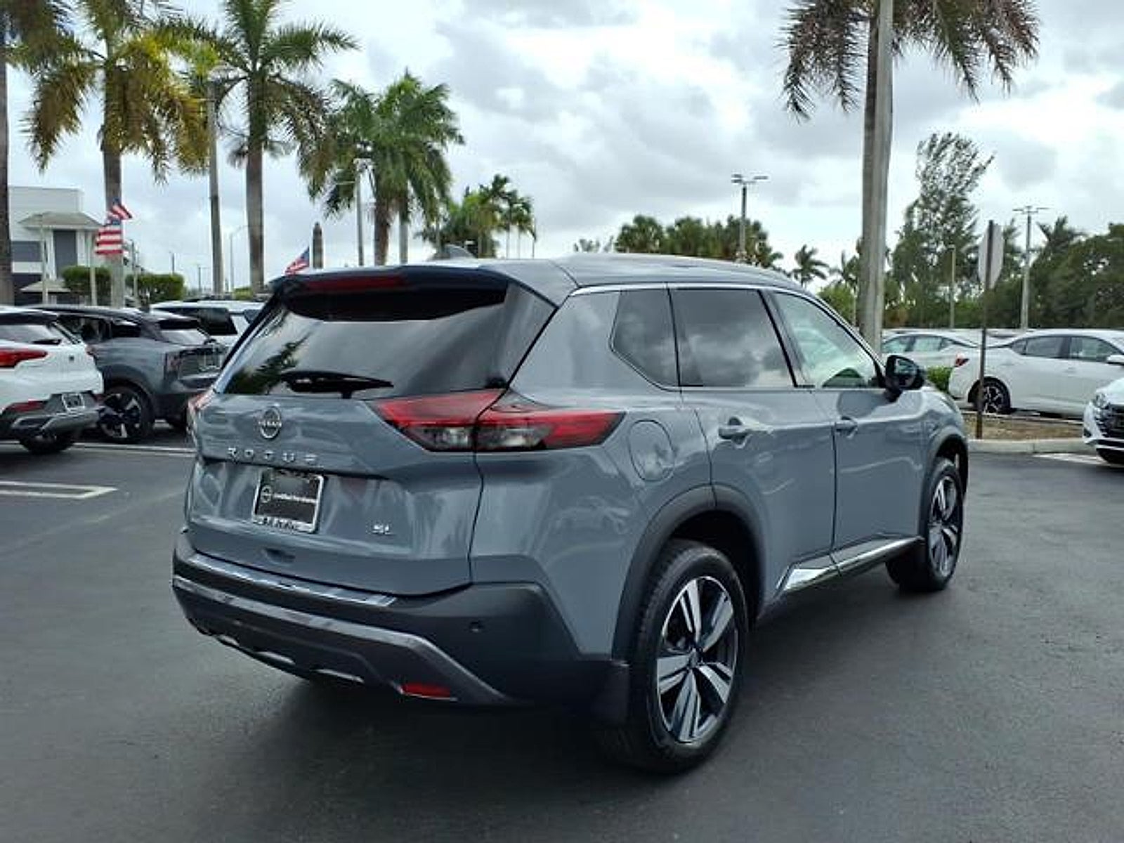 2023 Nissan Rogue SL FWD