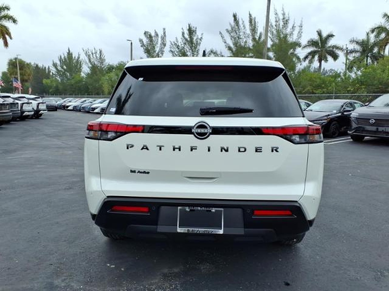 2026 Nissan Pathfinder S