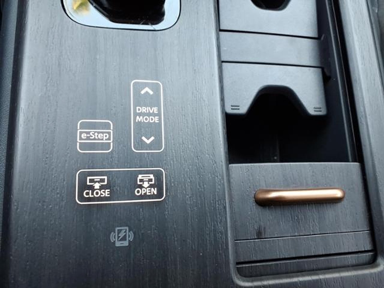 2024 Nissan ARIYA EVOLVE+