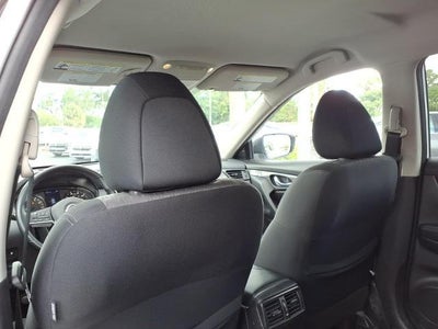 2020 Nissan Rogue SV FWD