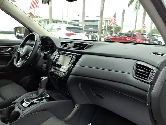 2020 Nissan Rogue SV FWD