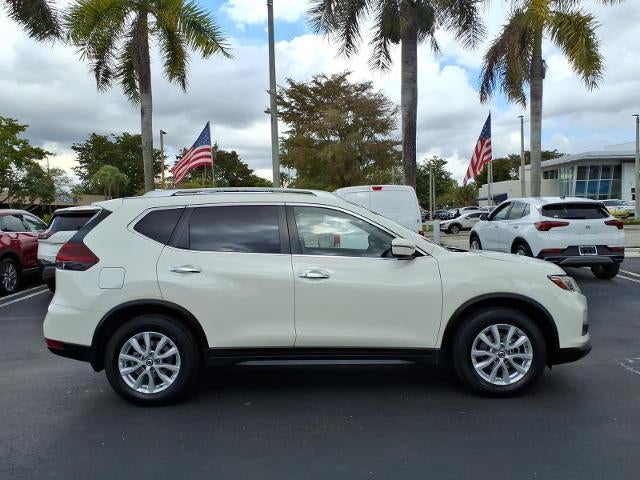 2020 Nissan Rogue SV FWD