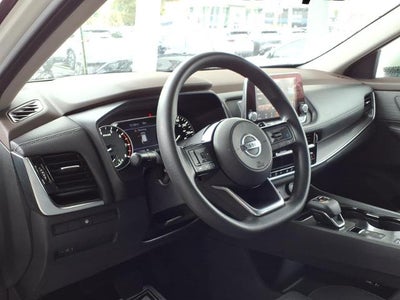 2021 Nissan Rogue SV FWD