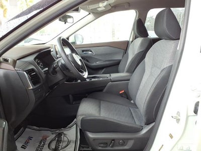 2021 Nissan Rogue SV FWD