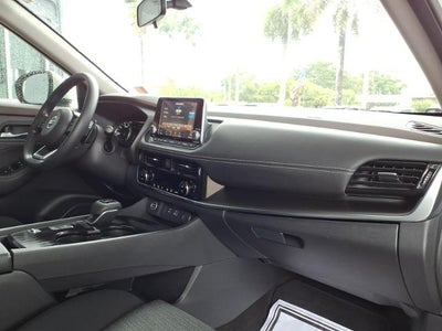 2021 Nissan Rogue SV FWD