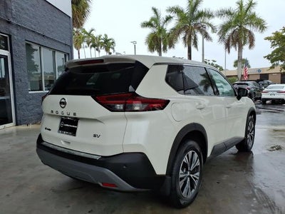 2021 Nissan Rogue SV FWD