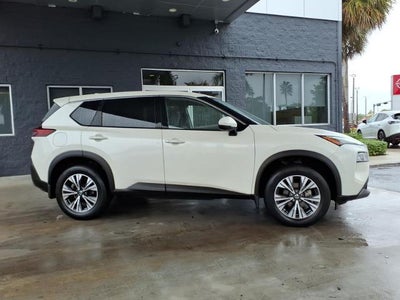 2021 Nissan Rogue SV FWD