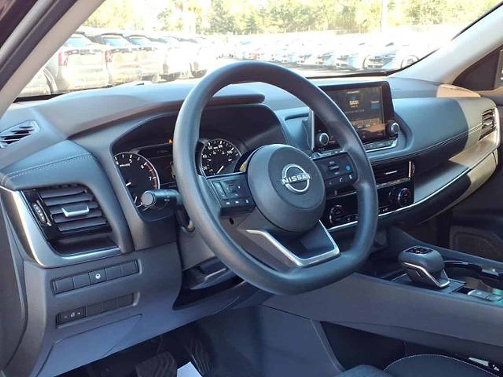 2022 Nissan Rogue SV FWD