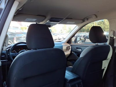 2022 Nissan Rogue SV FWD