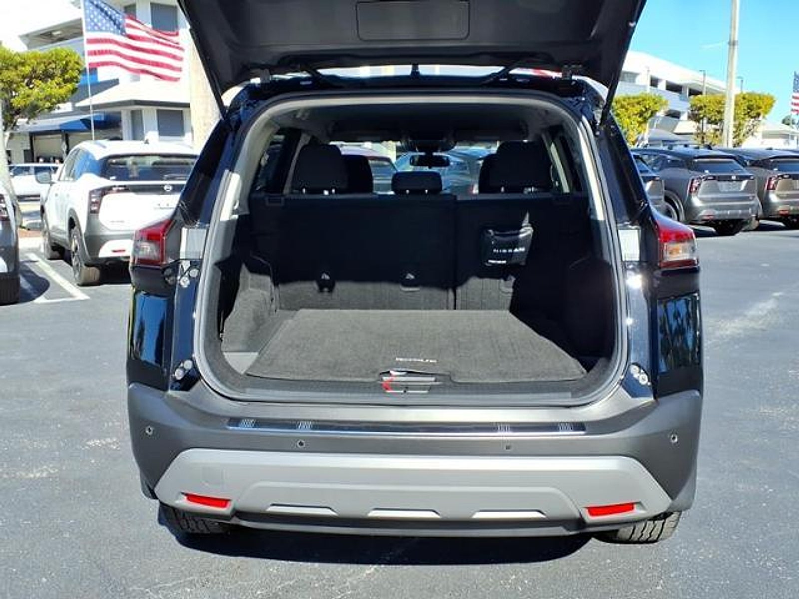 2022 Nissan Rogue SV FWD