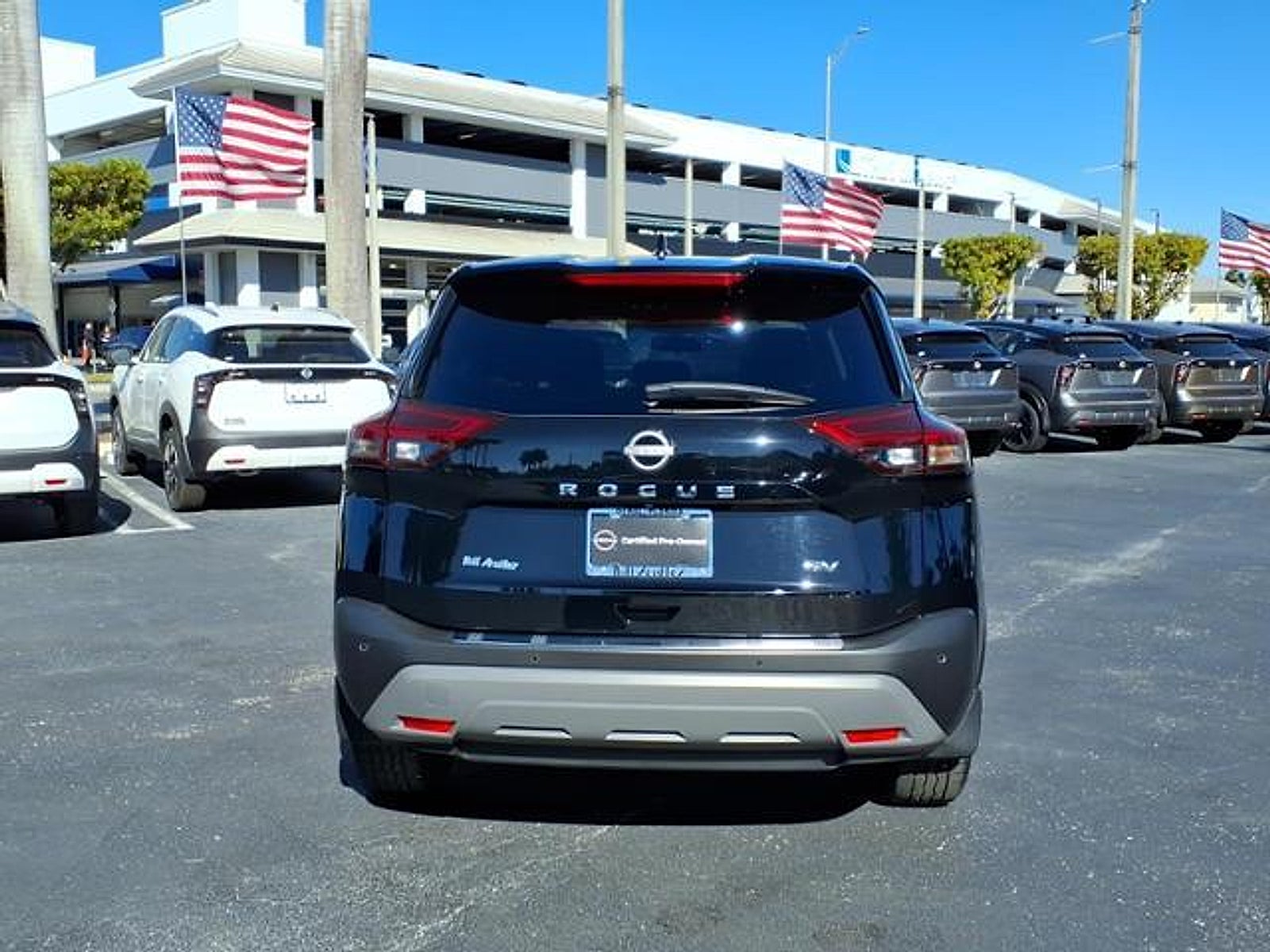 2022 Nissan Rogue SV FWD