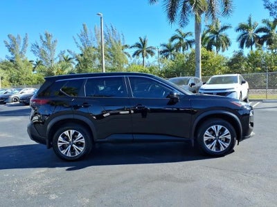 2022 Nissan Rogue SV FWD