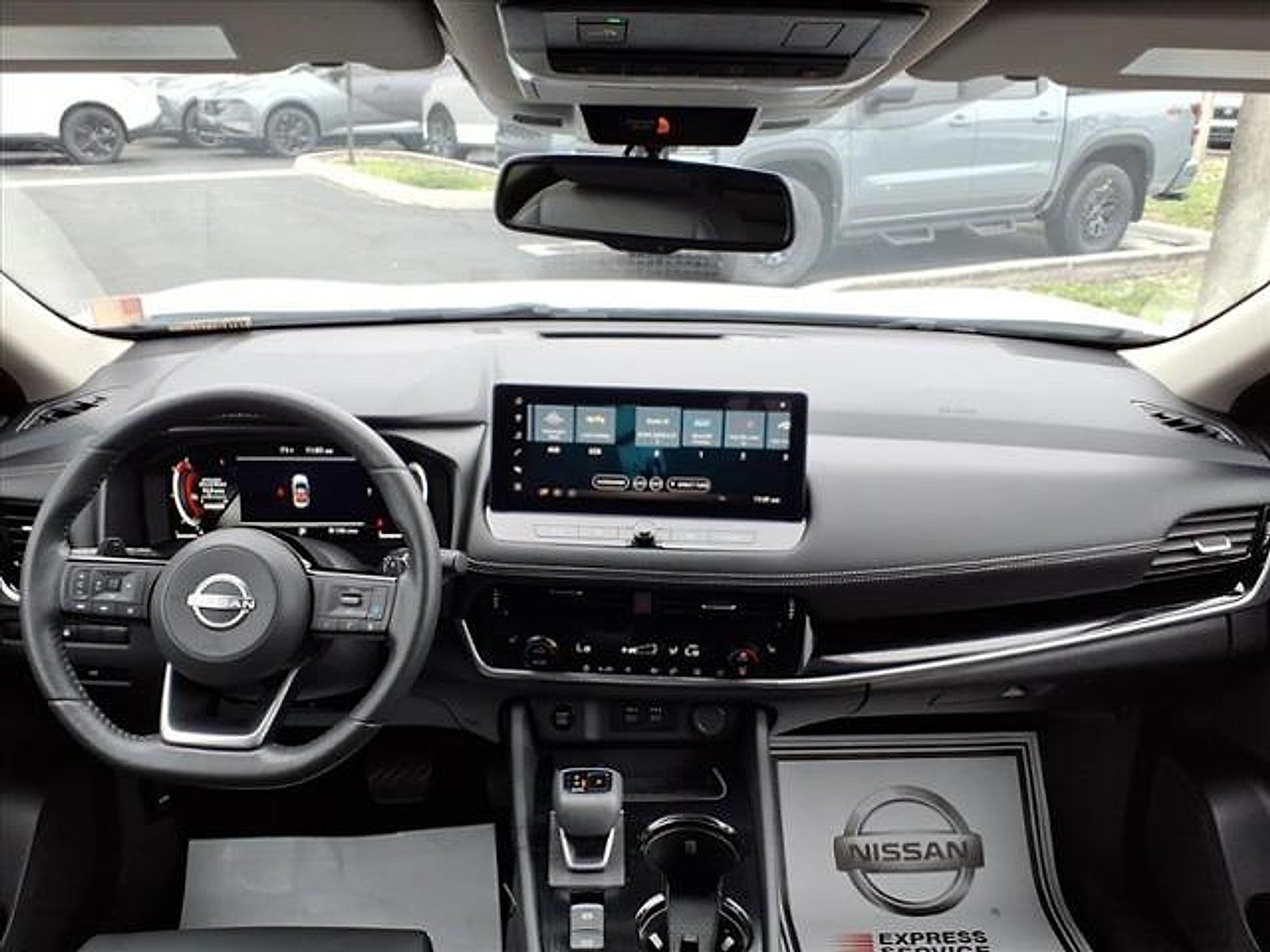 2024 Nissan Rogue SL