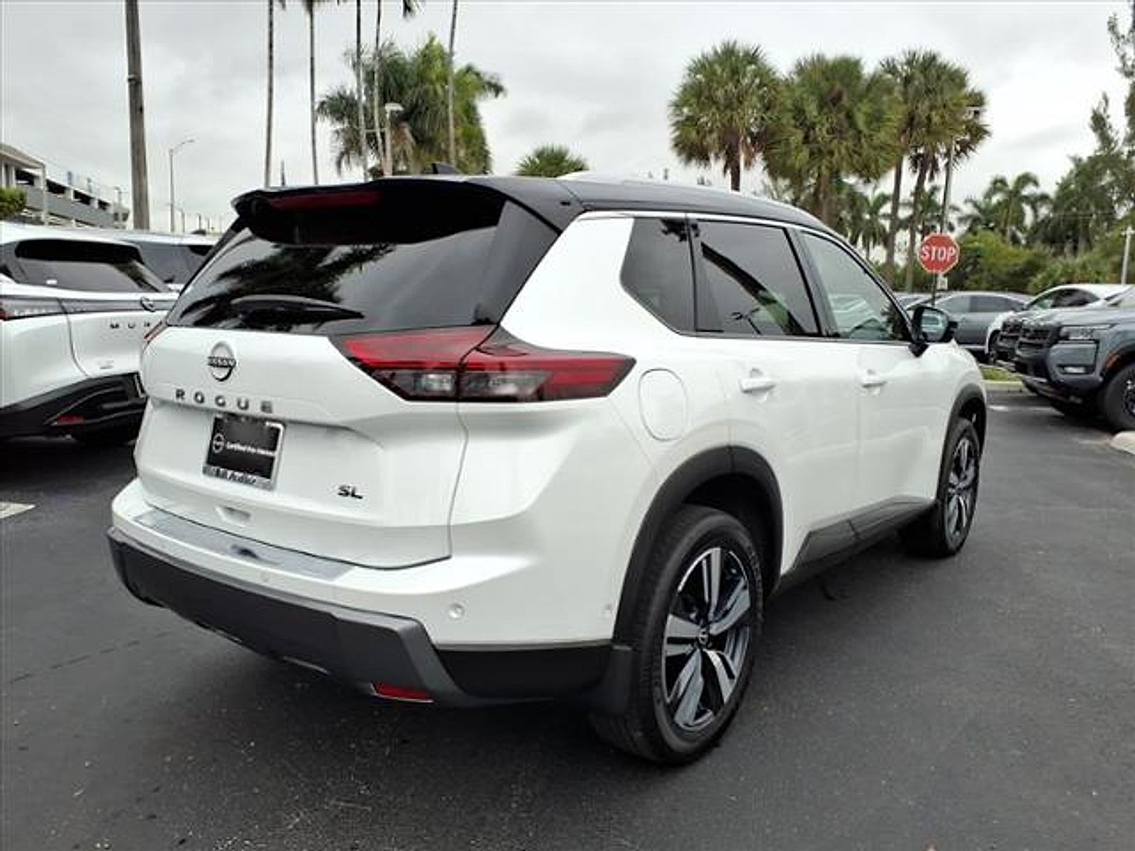 2024 Nissan Rogue SL
