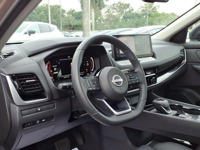 2024 Nissan Rogue SL FWD