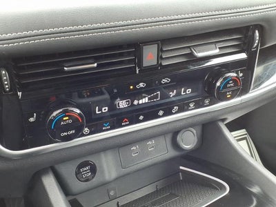 2024 Nissan Rogue SL FWD