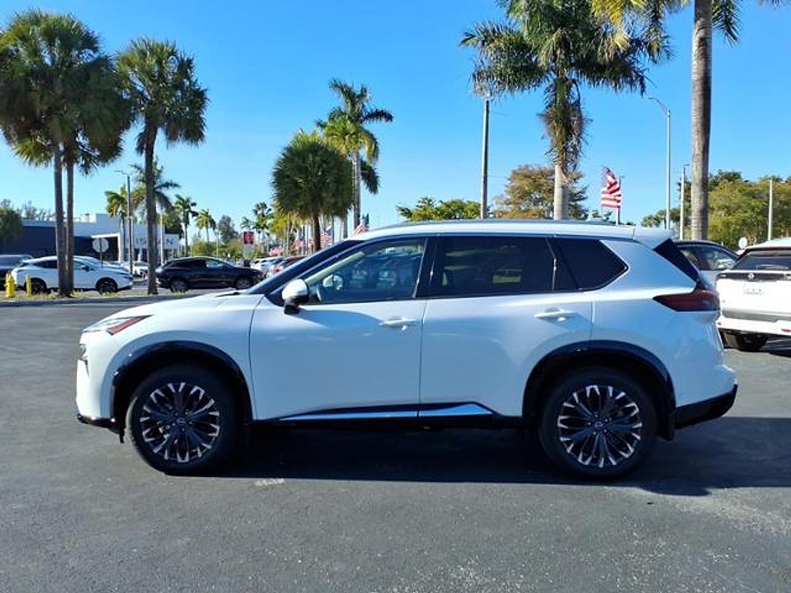 2024 Nissan Rogue Platinum FWD