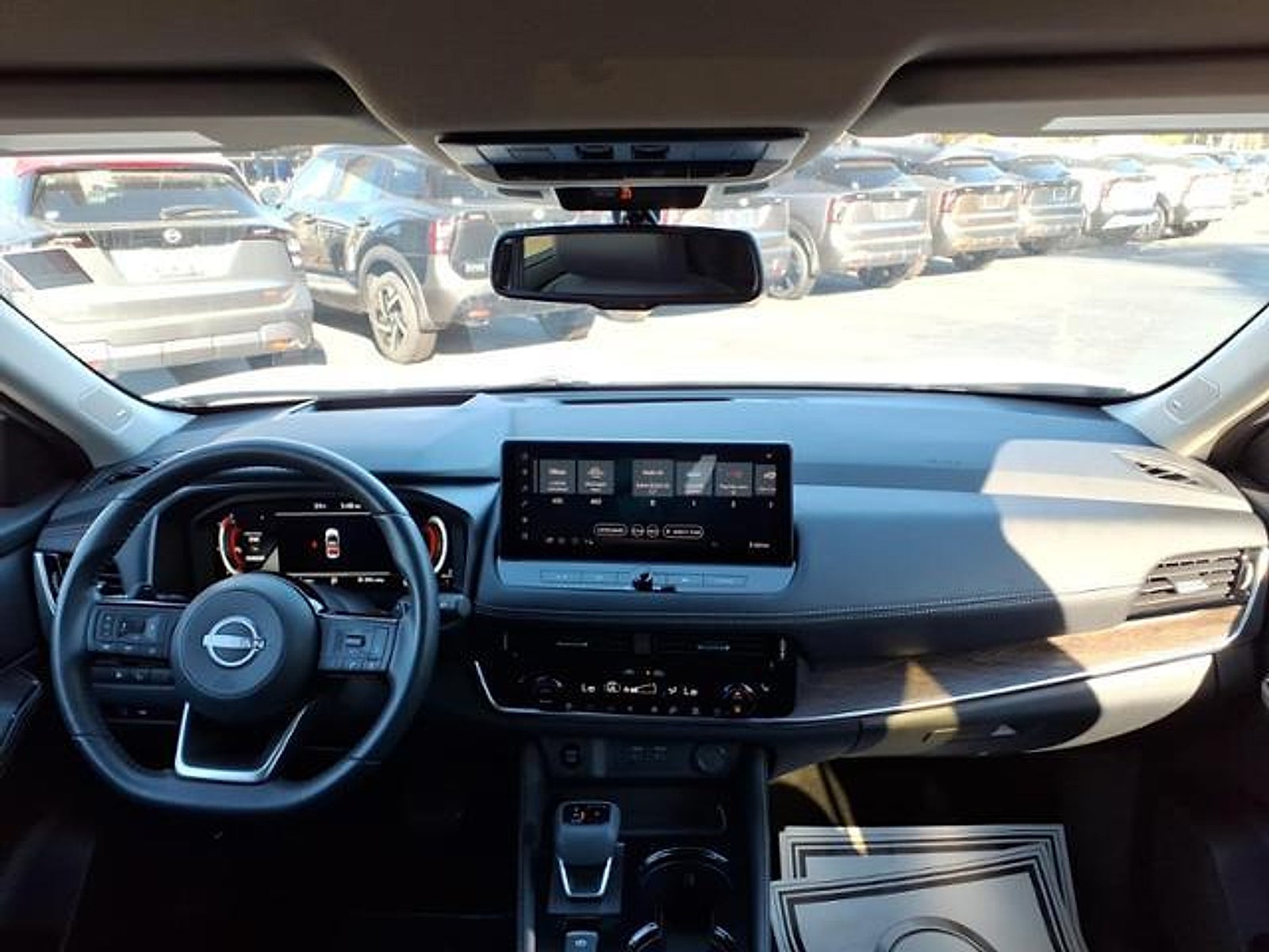 2024 Nissan Rogue Platinum FWD