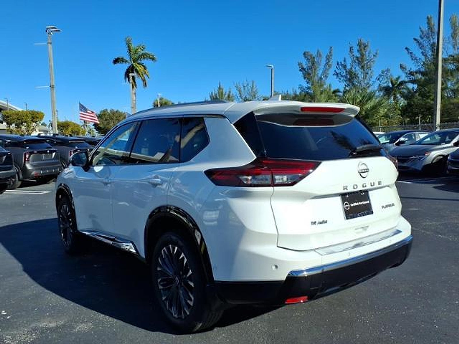 2024 Nissan Rogue Platinum FWD